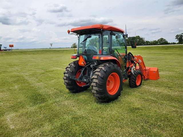 Image of Kubota L4060HSTC-LE equipment image 4