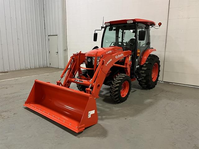 Image of Kubota L4060HSTC-LE equipment image 2