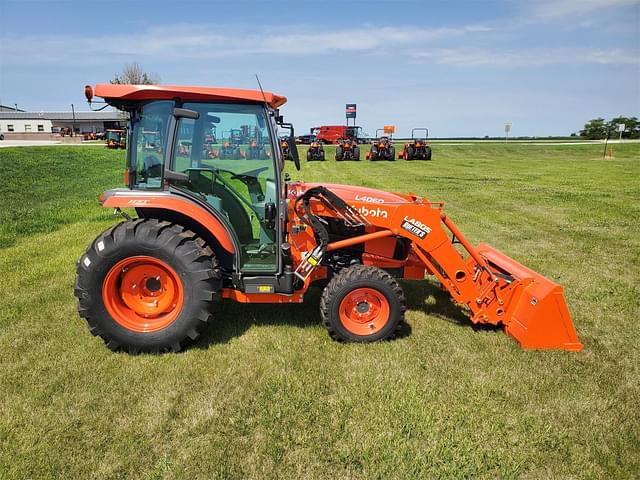 Image of Kubota L4060HSTC-LE equipment image 4