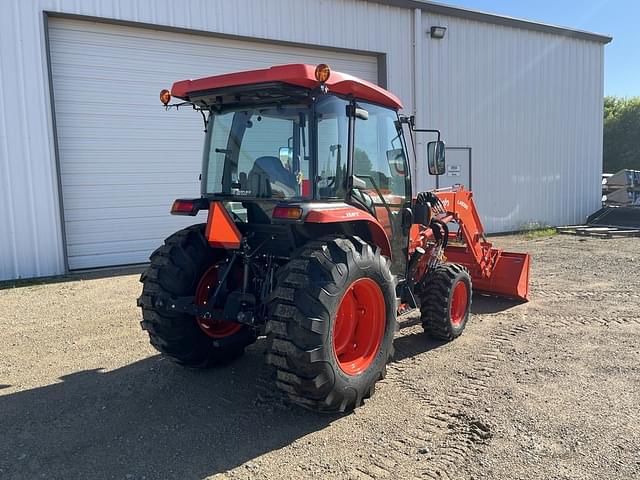 Image of Kubota L4760 equipment image 4