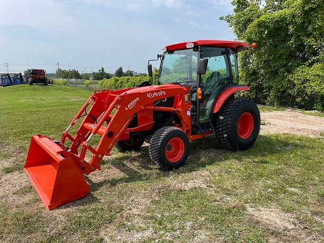 Image of Kubota L4760 equipment image 4