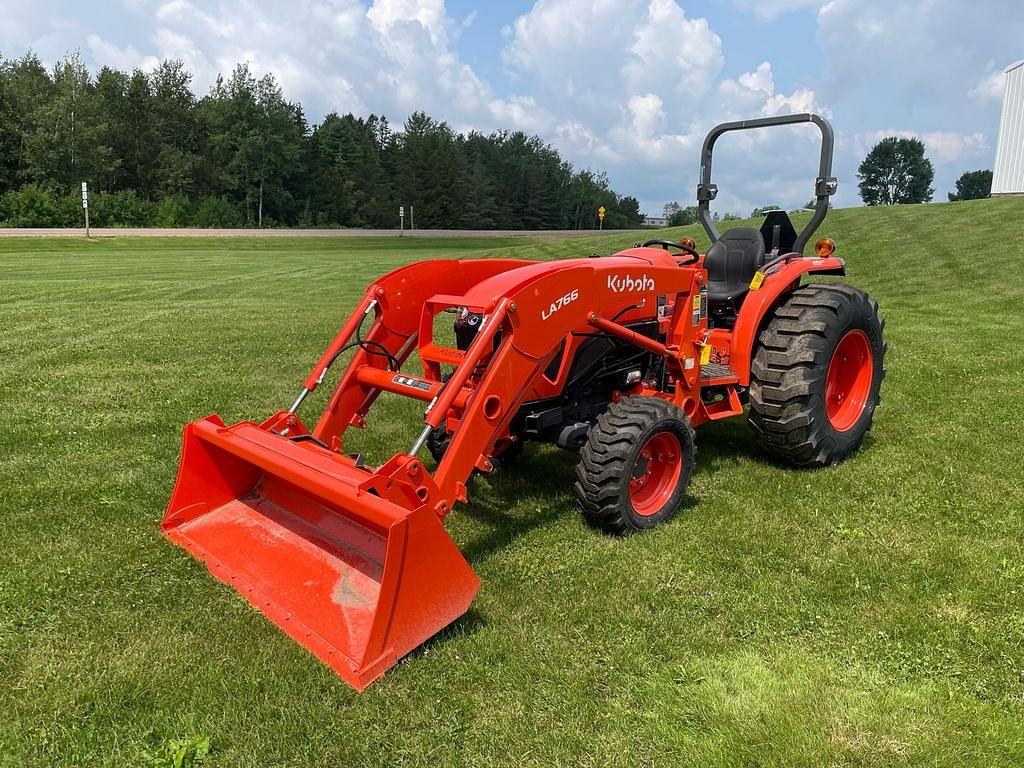 Image of Kubota L4802HST Primary image