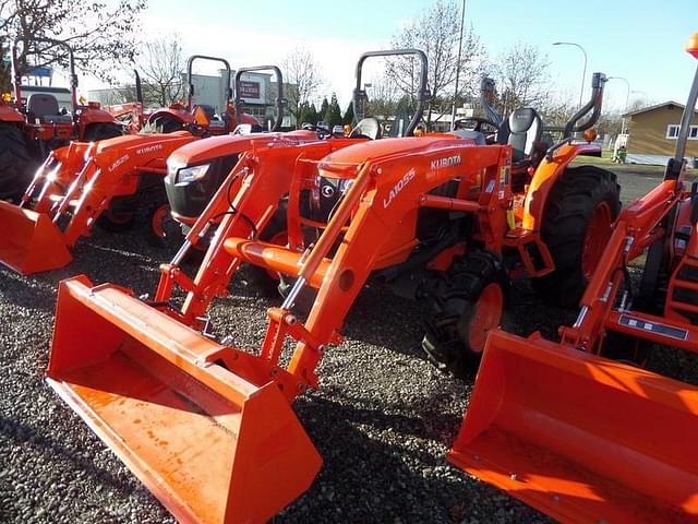 Image of Kubota L5460 equipment image 1