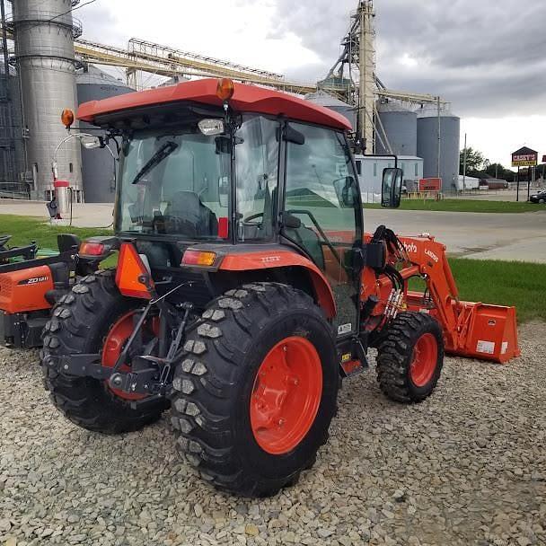 Image of Kubota L5460 equipment image 3