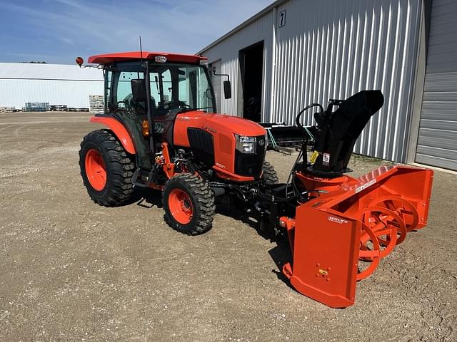 Image of Kubota L5460 equipment image 4