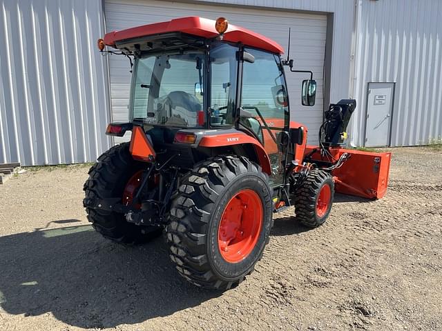 Image of Kubota L5460 equipment image 3