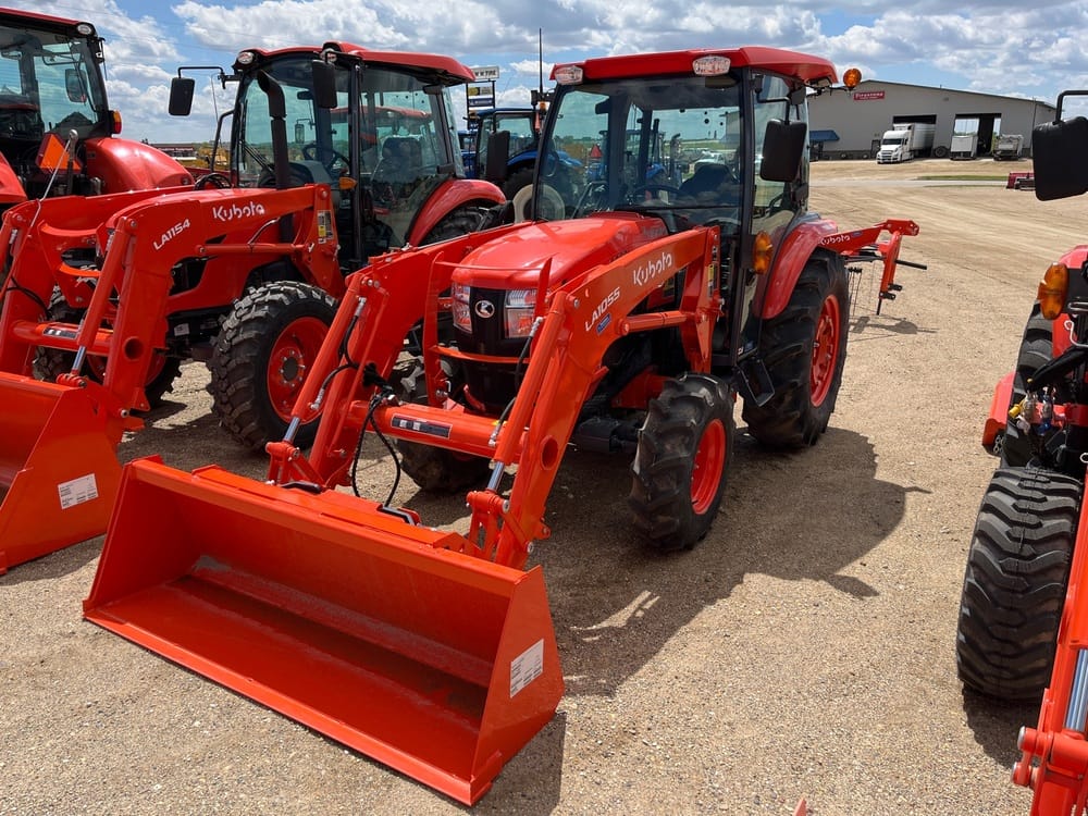 2024 Kubota L6060 Equipment Image0