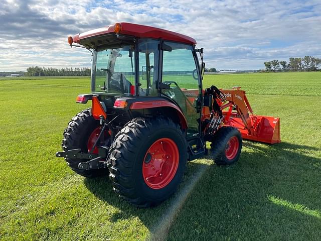 Image of Kubota L6060 equipment image 3