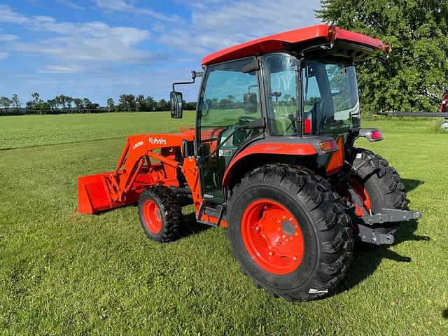 Image of Kubota L6060 equipment image 4