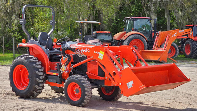 Image of Kubota L3560HST-LE equipment image 1