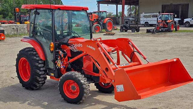 Image of Kubota L3560HSTC-LE equipment image 3