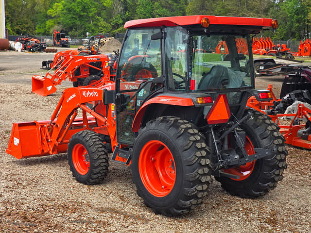Image of Kubota L3560HST-LE equipment image 3