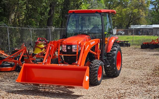 Image of Kubota L3560HST-LE equipment image 1