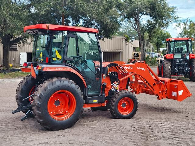 Image of Kubota L3560HSTC-LE equipment image 2