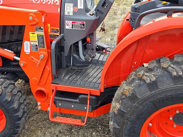 Image of Kubota L3560HST-LE equipment image 4