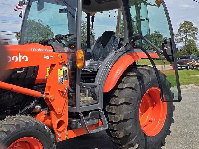 Image of Kubota L4060HST-LE equipment image 4