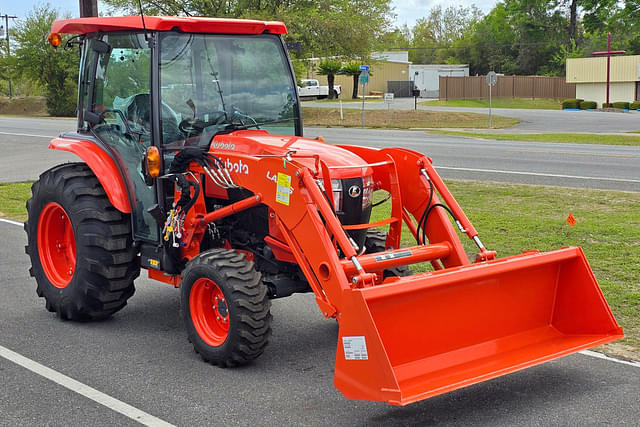 Image of Kubota L4060HST-LE equipment image 3