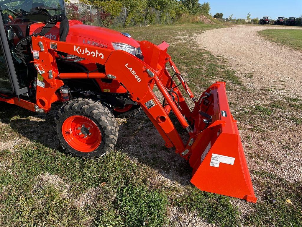 Image of Kubota LA545 Image 1