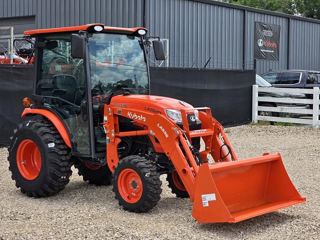 Image of Kubota LX2620HSDC equipment image 1