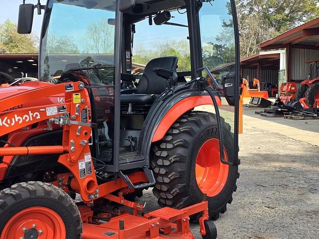 Image of Kubota LX4020HSDC equipment image 4