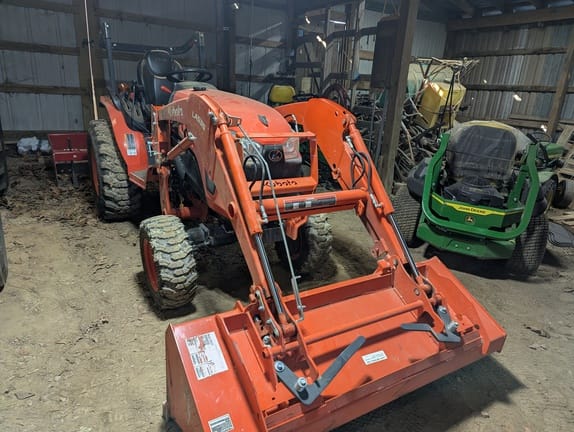 2024 Kubota LX2610 Equipment Image0