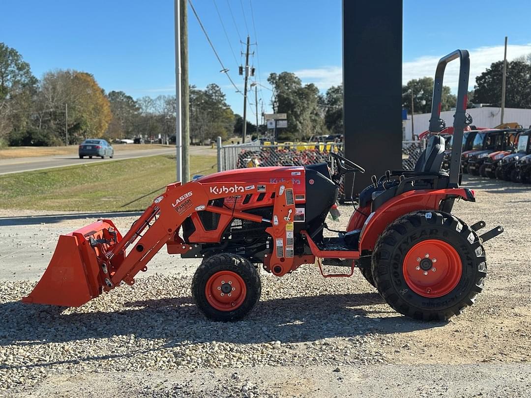 Image of Kubota LX2620HSD Image 0