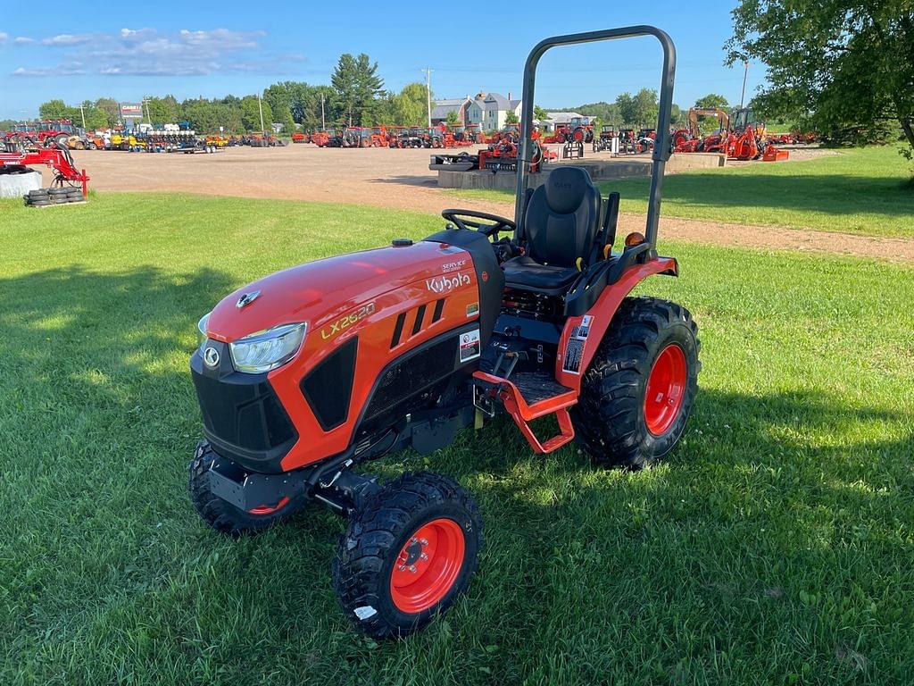 Image of Kubota LX2620HSD Image 1