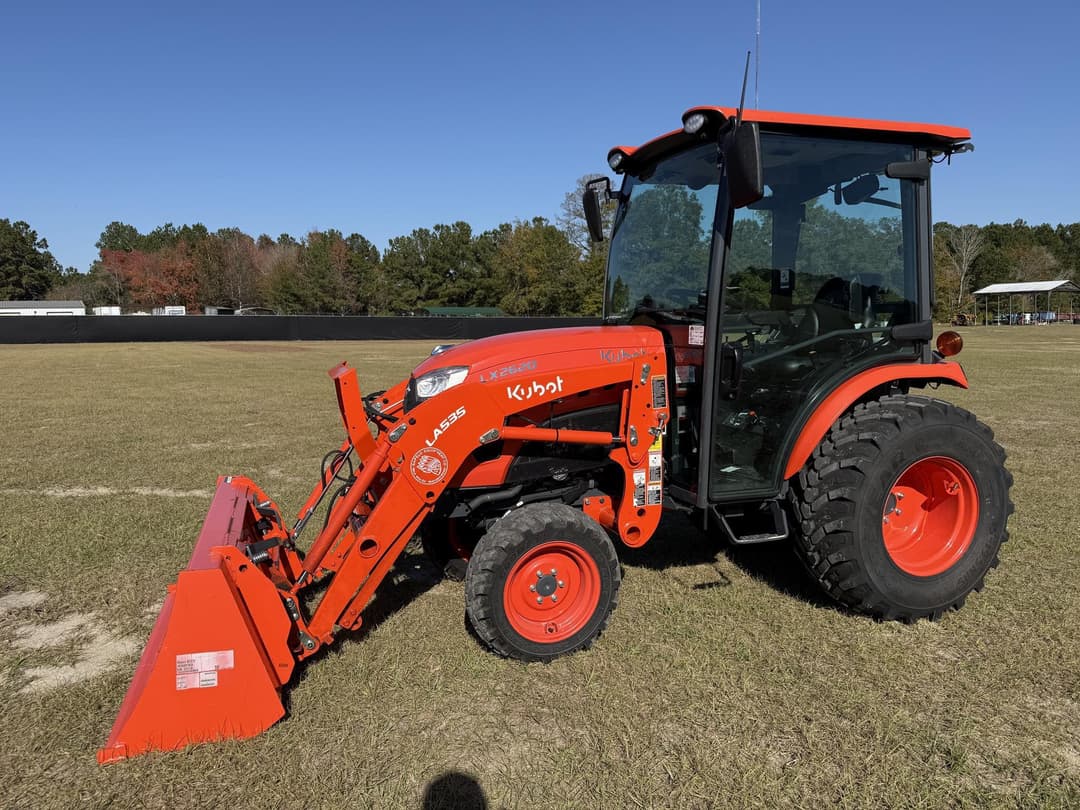 Image of Kubota LX2620HSD Primary image