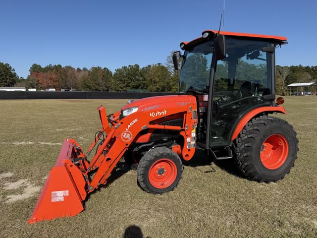 Image of Kubota LX2620HSD equipment image 1