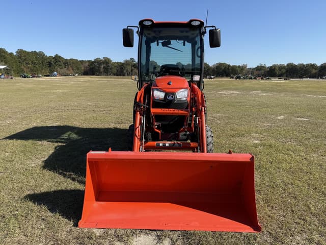 Image of Kubota LX2620HSD equipment image 4