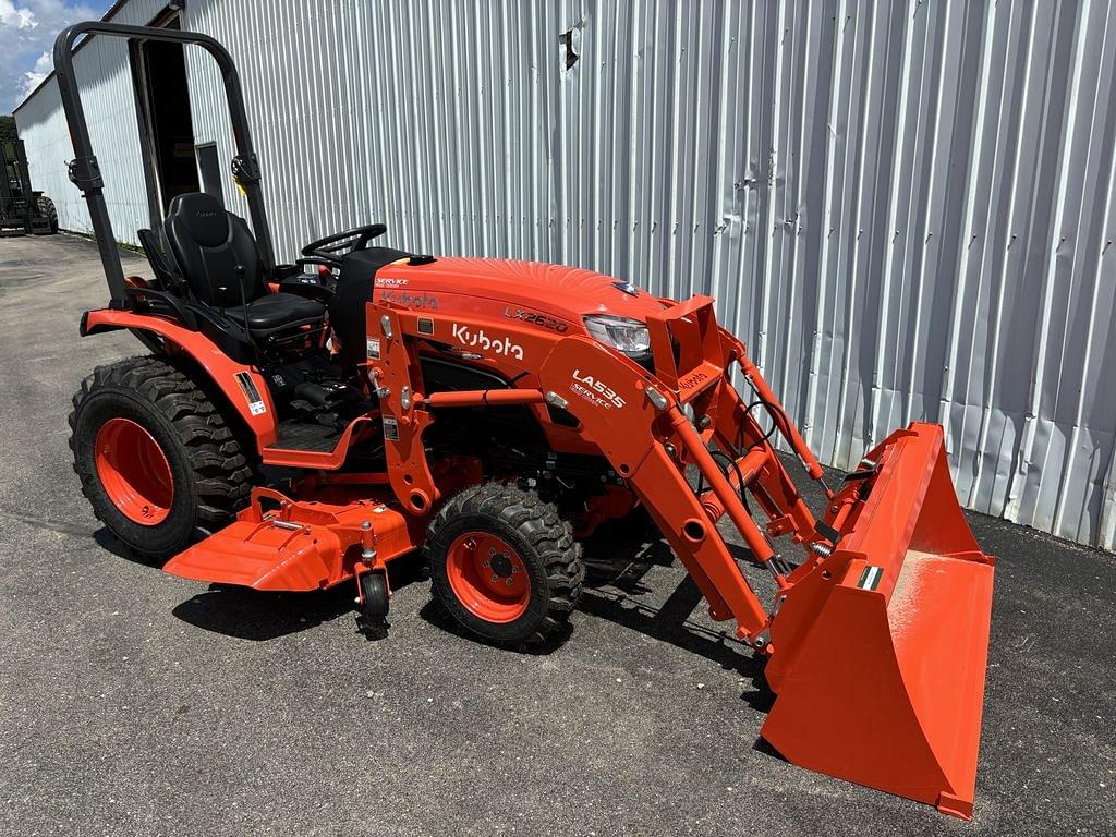 Image of Kubota LX2620HSD Primary image