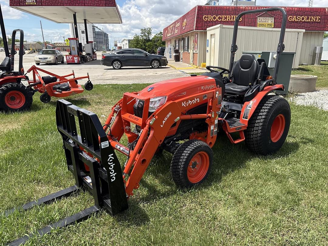 Image of Kubota LX2620HSD Primary image