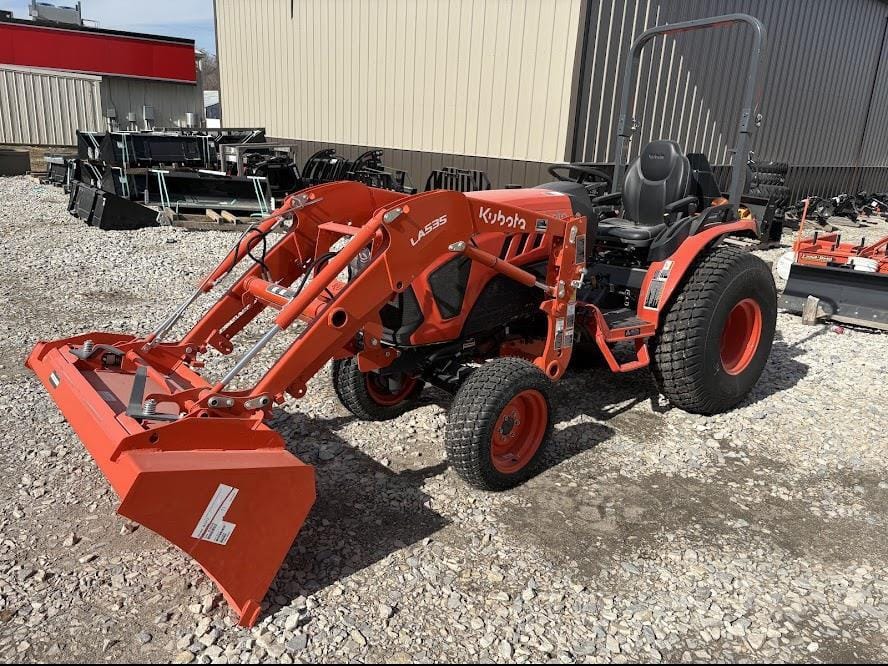 2024 Kubota LX2620HSD Equipment Image0