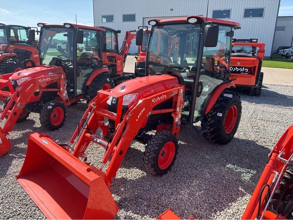 Image of Kubota LX2620HSDC Primary image