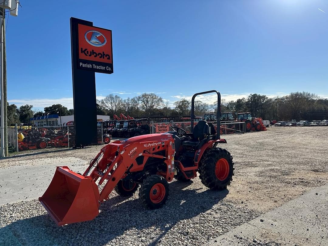 Image of Kubota LX2620HSDC Image 0