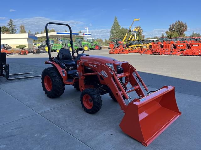 Image of Kubota LX2620SU equipment image 3