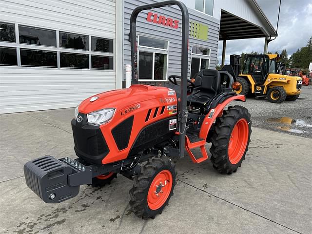 Image of Kubota LX3520 equipment image 1