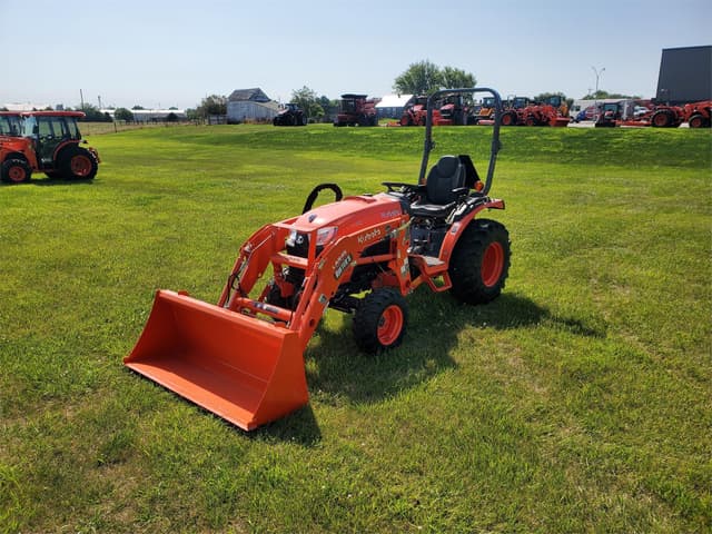 Image of Kubota LX3520HSD equipment image 1