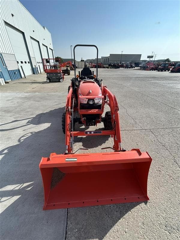 Image of Kubota LX3520HSD equipment image 1