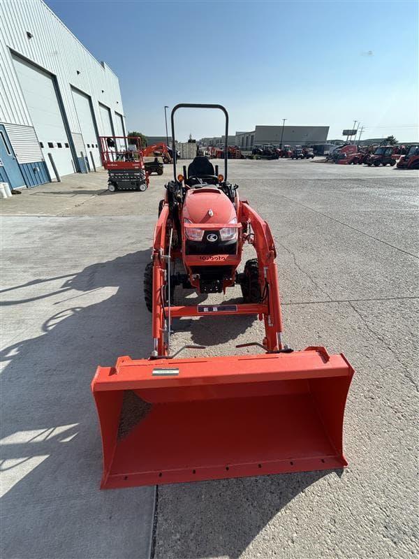 Image of Kubota LX3520HSD equipment image 1