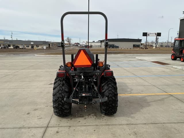 Image of Kubota LX3520HSD equipment image 3