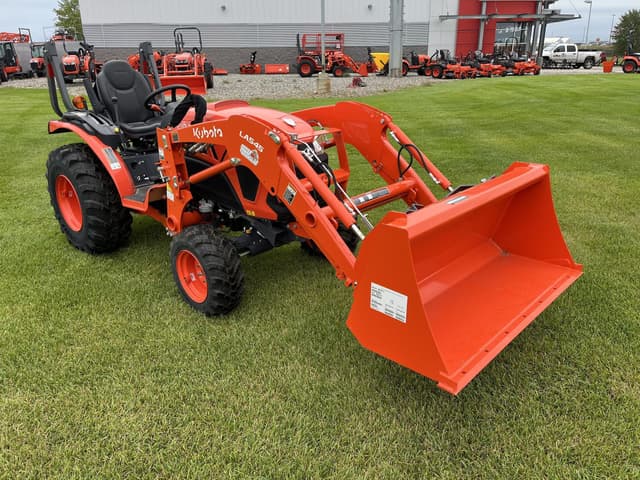 Image of Kubota LX3520HSD equipment image 1
