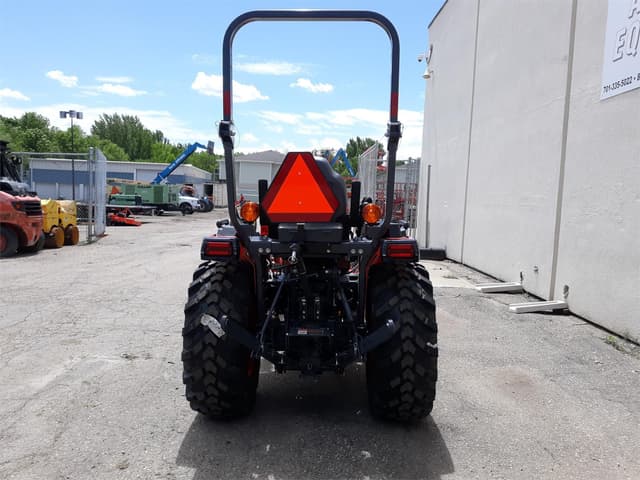 Image of Kubota LX4020HSD equipment image 4