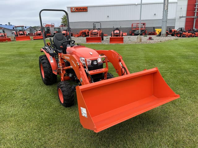 Image of Kubota LX4020HSD equipment image 1