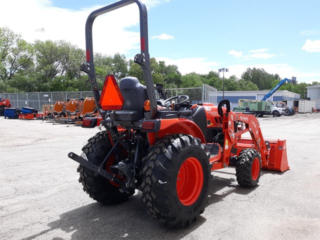 Image of Kubota LX4020HSD equipment image 3
