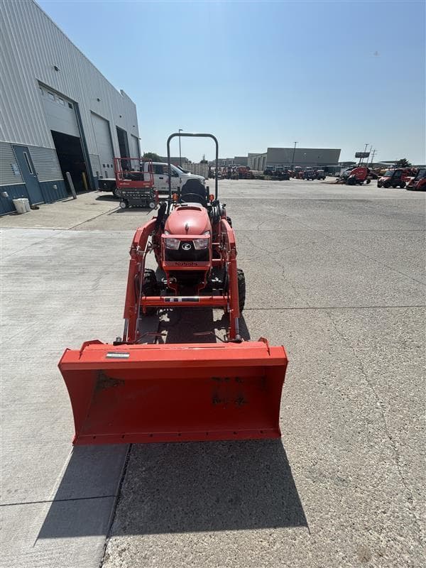 Image of Kubota LX4020HSD equipment image 1