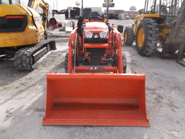Image of Kubota LX4020HSD equipment image 1
