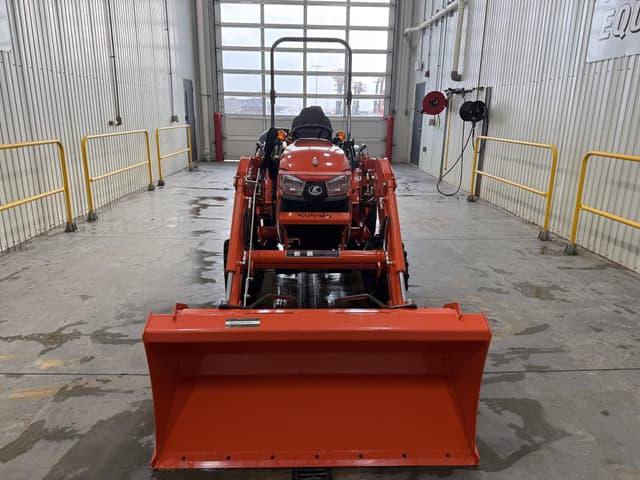 Image of Kubota LX4020HSD equipment image 1