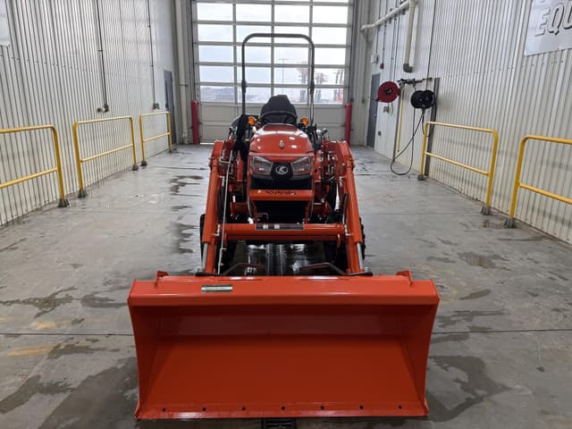 Image of Kubota LX4020HSD equipment image 1