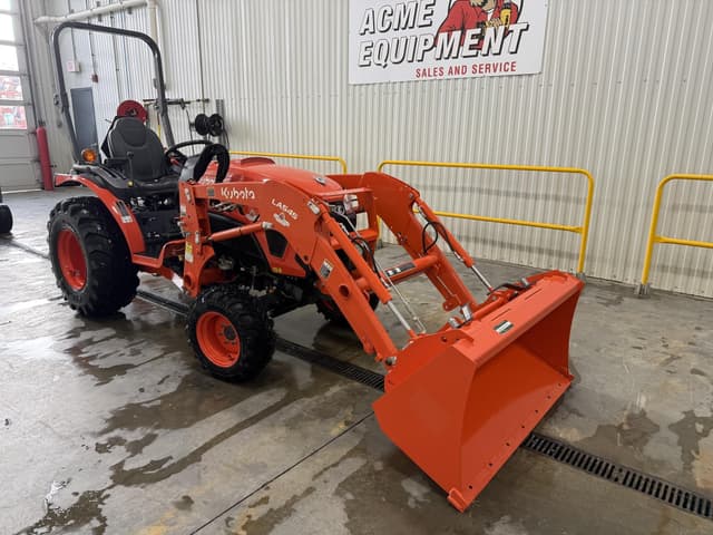 Image of Kubota LX4020HSD equipment image 2